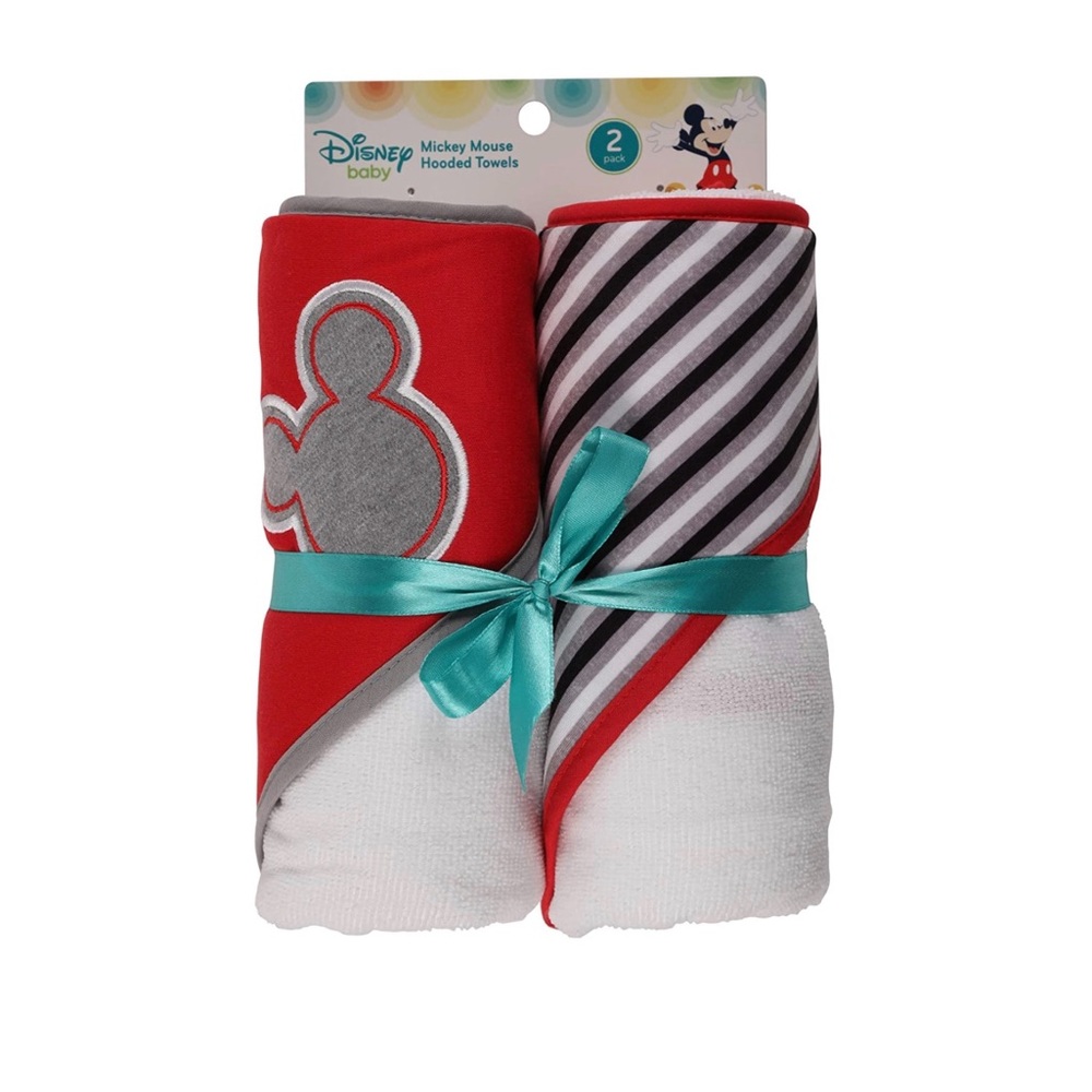 New 2 pack Mickey hooded towel set
